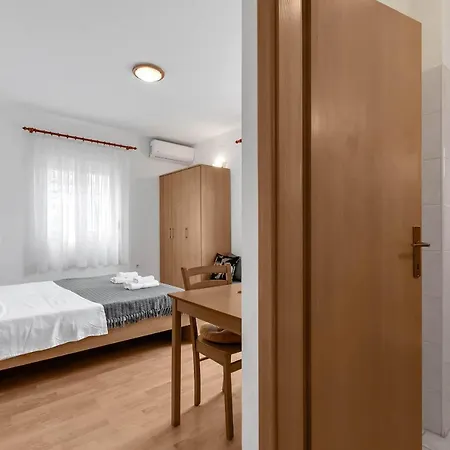 Residence Apartments 公寓 *