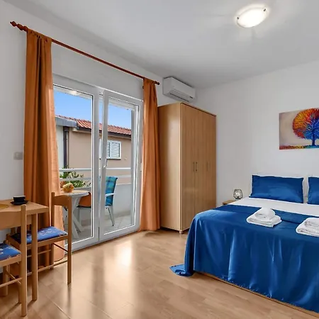 Residence Apartments 公寓