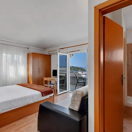 Residence Apartments