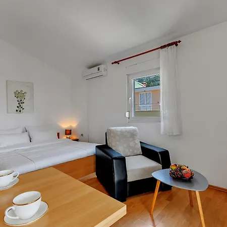 Residence Apartments